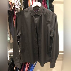 Untuckit Mens shirt medium